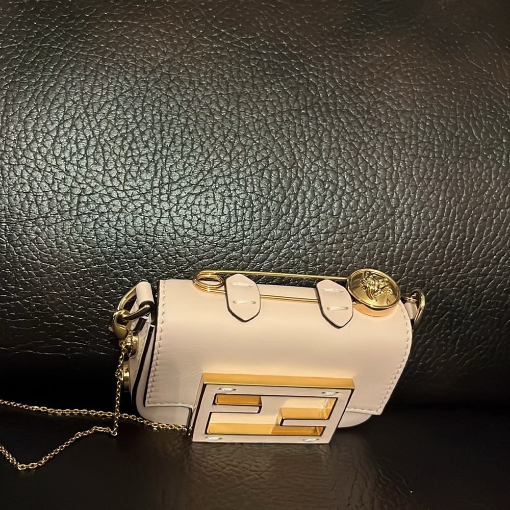 Fendace Versace x fendi Medusa Studded Nano Brooch FF Baguette crossbody bag NEW - Picture 6 of 13